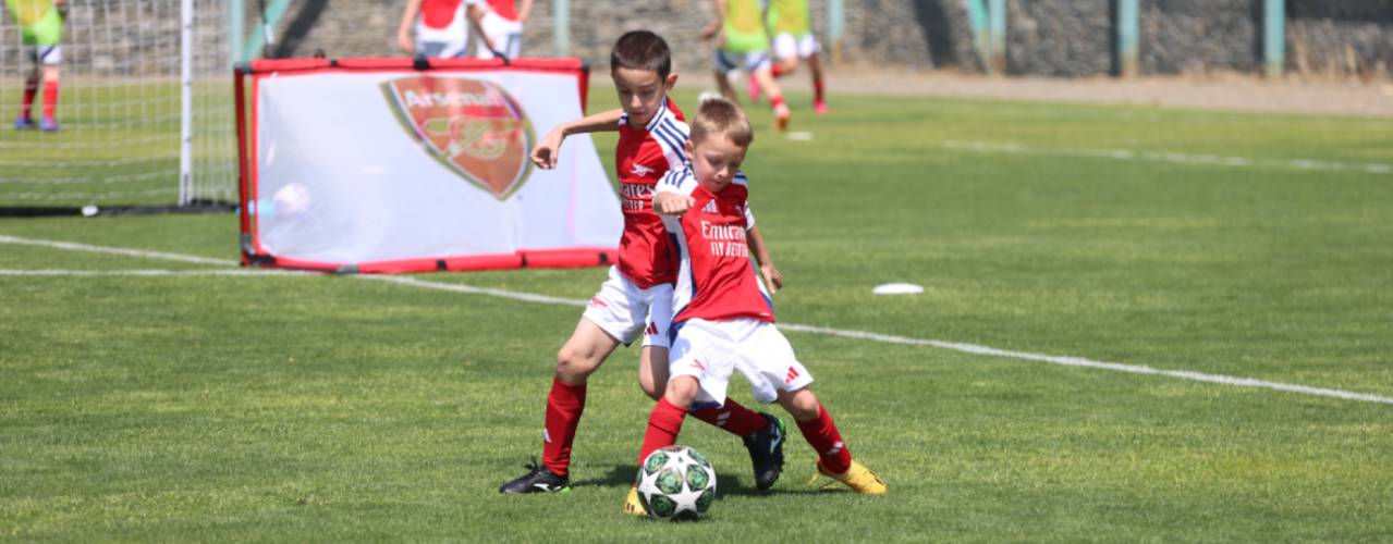 Fotbollsskola med Arsenal i Stockholm